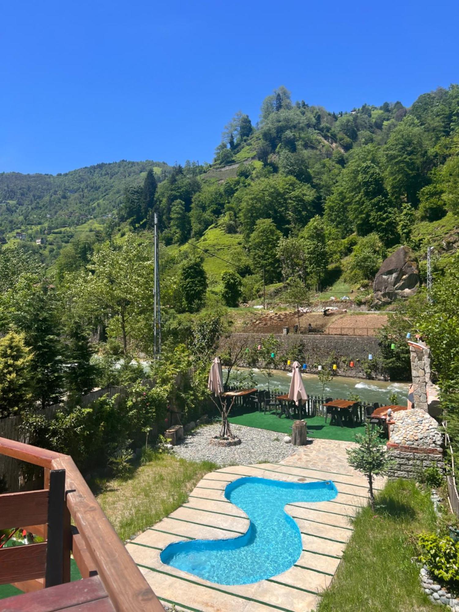 Afara Bungalows Otel & Cafe Rize Eksteriør billede